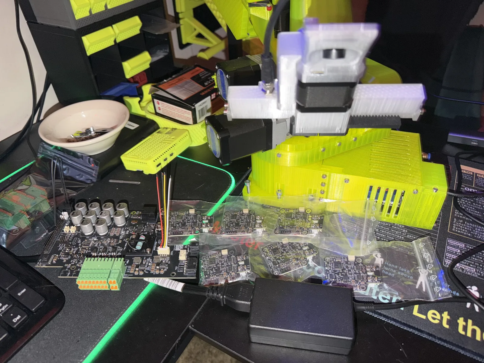 The PAR6 beta electronics laid out in front of VOLT